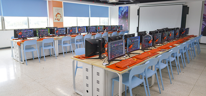 新华互联网科技学校校园文化